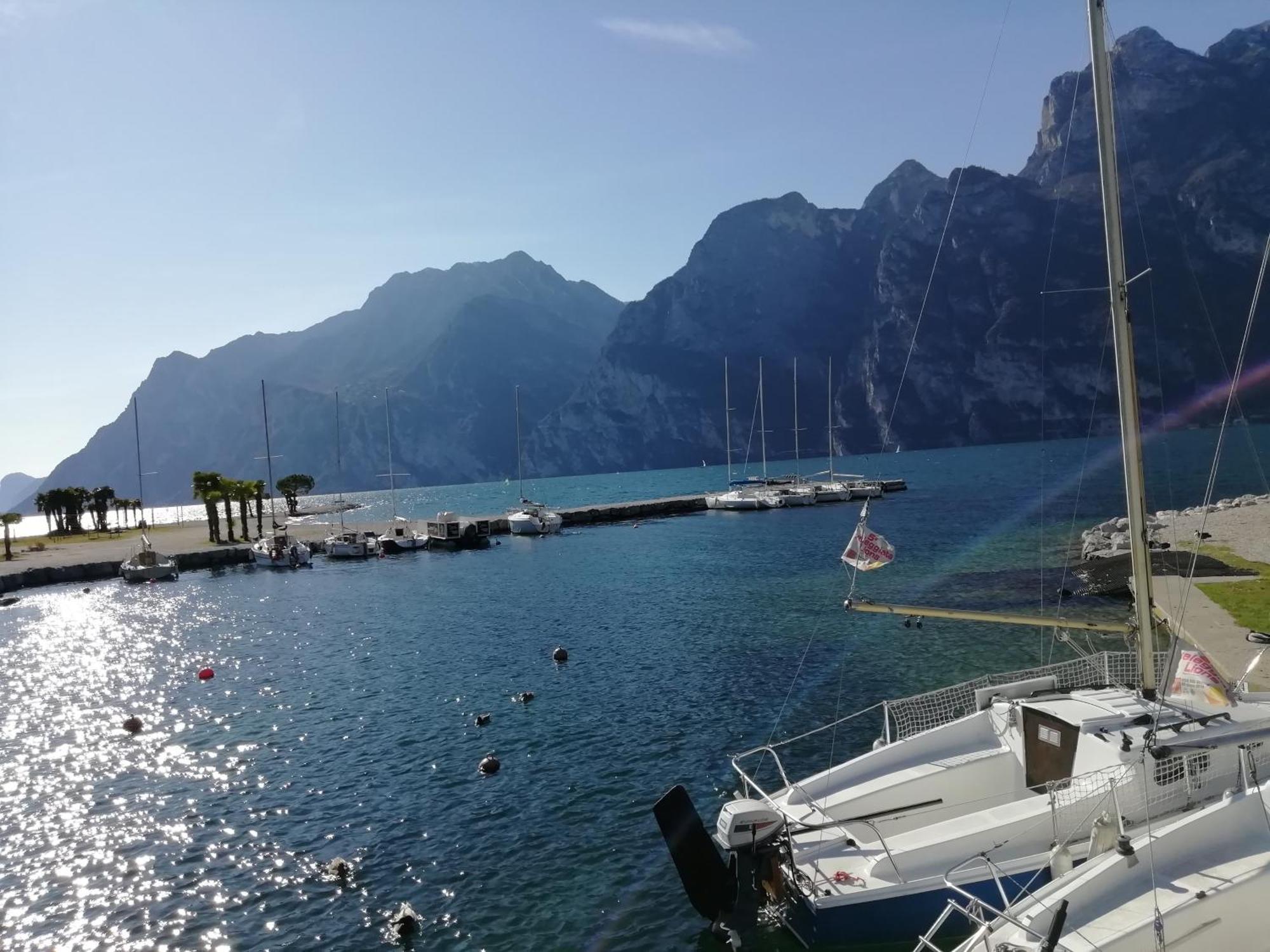 Albergo Garni Francesco Torbole Sul Garda Exterior photo