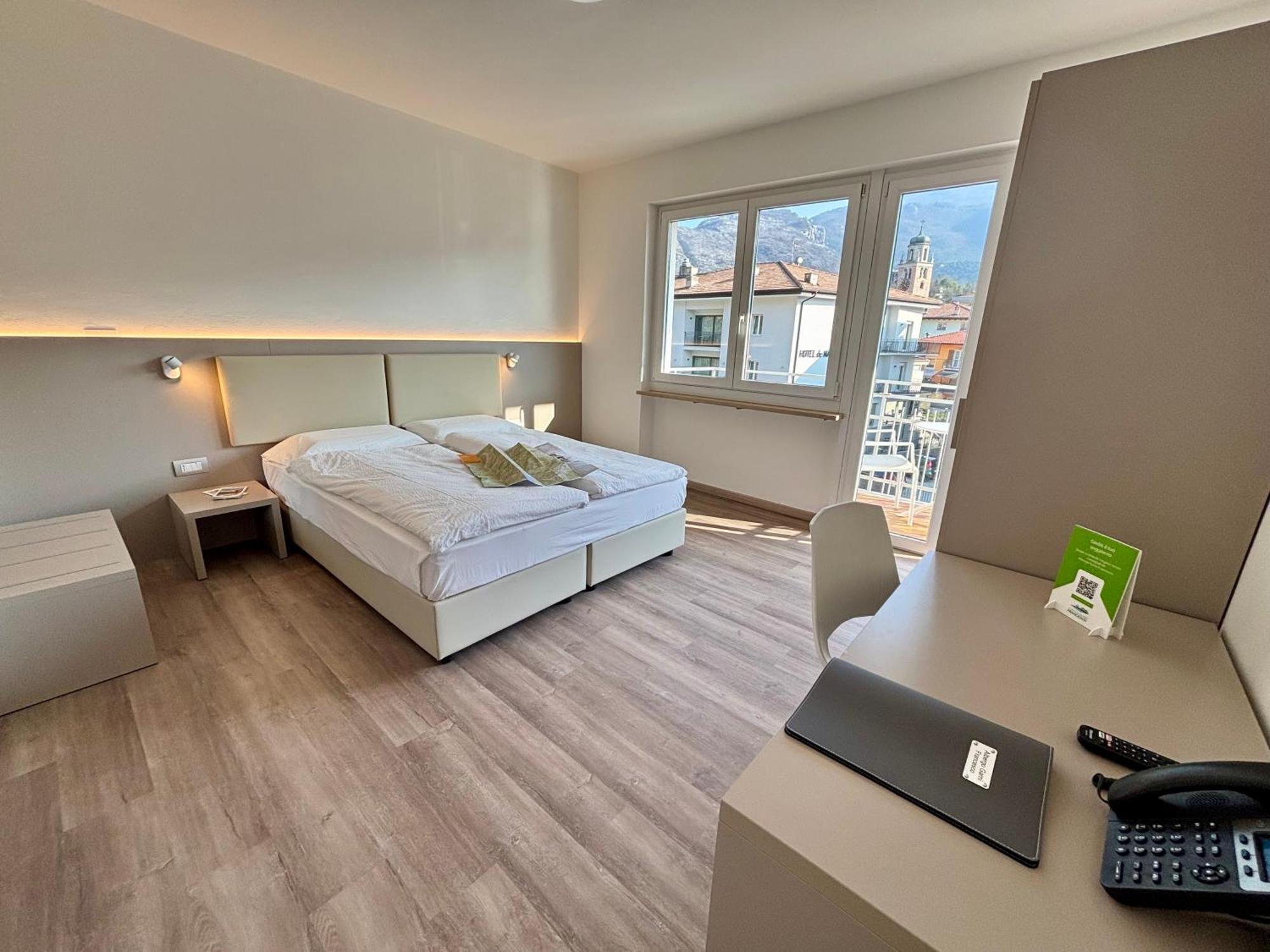 Albergo Garni Francesco Torbole Sul Garda Exterior photo